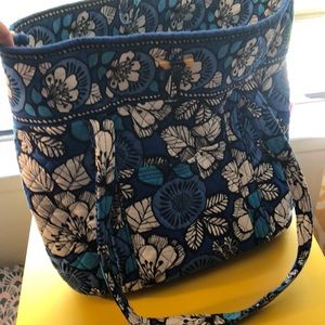 Vera Bradley tote